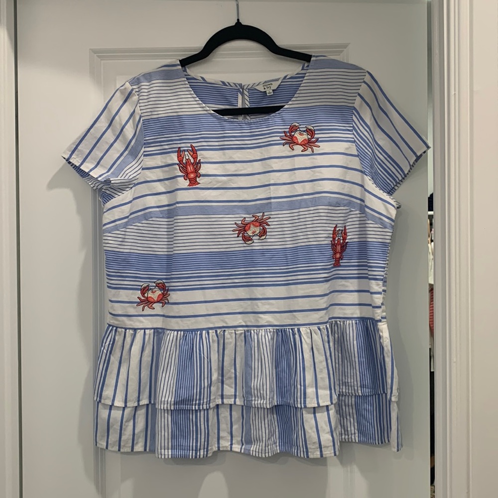Crown & Ivy Peplum Shirt Size L